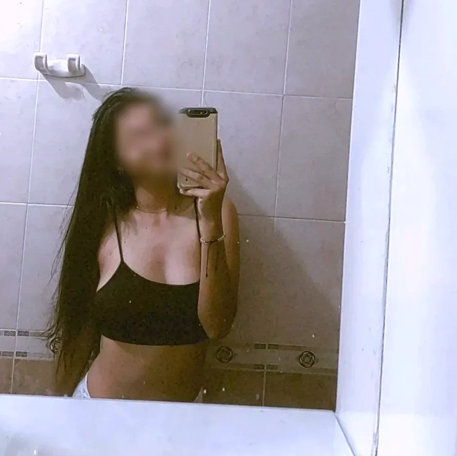 Jessica, 22