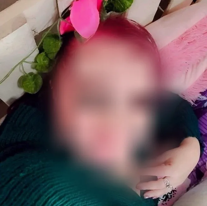 Marina, 36