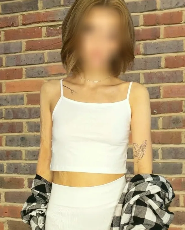 Ramona, 28