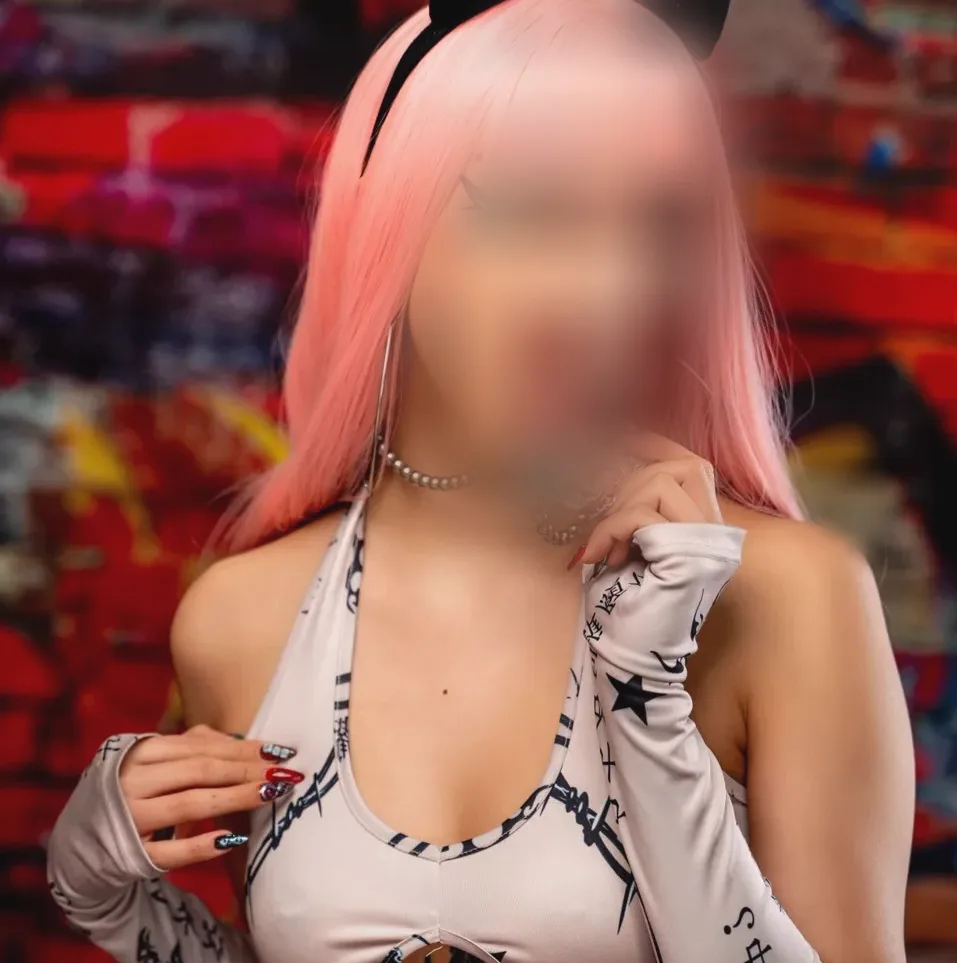 Romy, 29